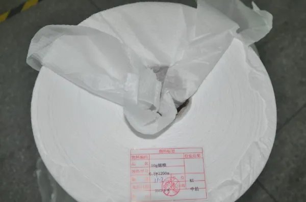 口罩熔喷布价格暴跌95%，这是什么原因引起的？