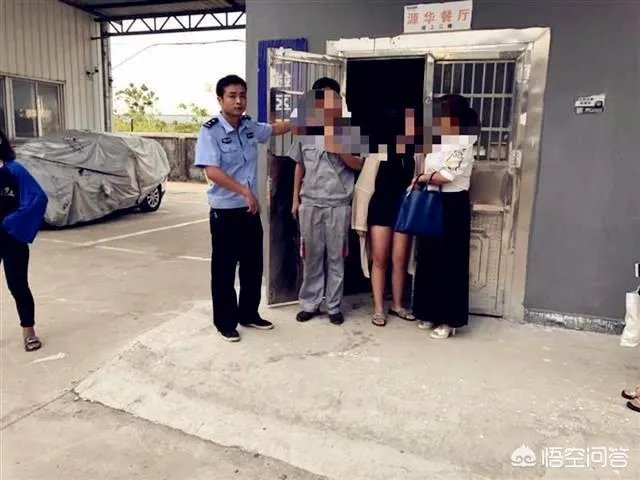 浙江5位初中女孩打工失联，民警经38小时国庆高速带回，你怎么看？