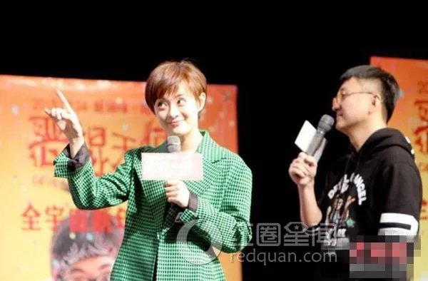 邓超隔空示爱孙俪 被不少天津大学学子羡慕不已