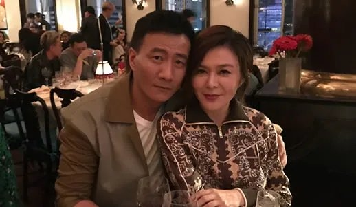 关之琳胡军庆功宴画面曝光：这些不老女神明星齐亮相