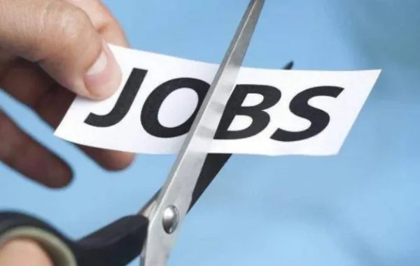 美国多家巨头一天内接连宣布裁员?