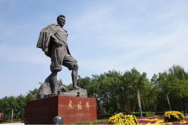 焦裕禄的简介及主要事迹