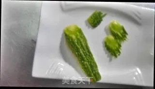 醒目苦瓜