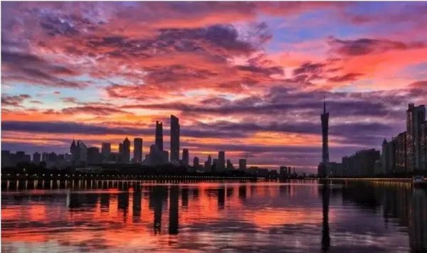 济南出现火烧云，还有哪些地区今年也出现过此现象呢？