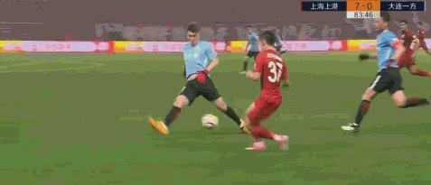 奥斯卡武磊双戴帽是什么意思？