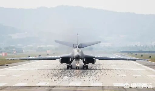 美军停飞的B-1B轰炸机性能如何?