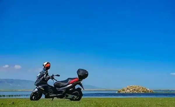 十款适合摩旅的踏板车推荐，长途摩旅必备神器