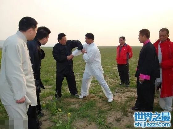 陈小旺在美国被打纯属谣言，太极宗师虐遍全世界武术 