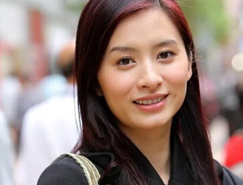 香港女艺人沈卓盈三级照曝光   被曝光男友身价亿万