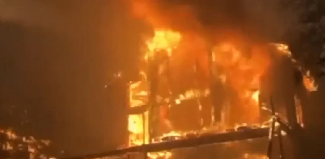 美国加州72小时遭上万次雷击,有没有造成人员伤亡?