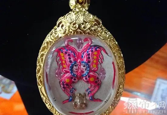 泰国佛牌不要碰只是谣传，不但能碰佩戴还可以带来好运