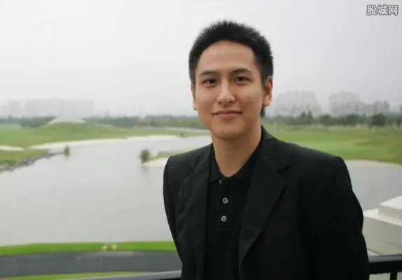 汤珈铖董思阳结婚 汤臣集团公子美女总裁结婚真相揭秘