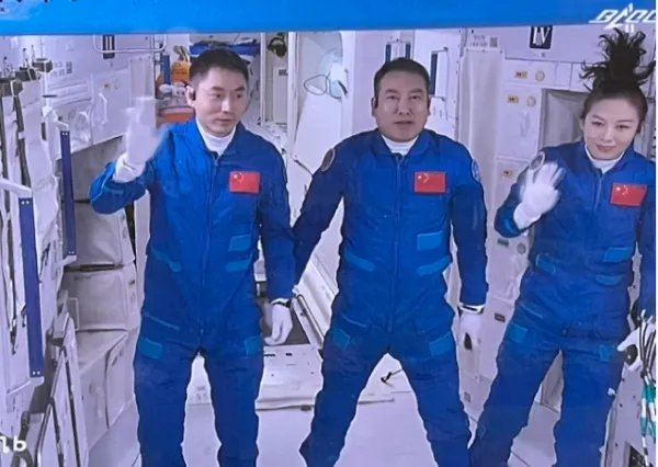 神舟十三号航天员进驻天和核心舱,他们现在的情况如何了?