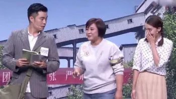 贾玲母亲的真名叫什么 她母亲什么原因去逝