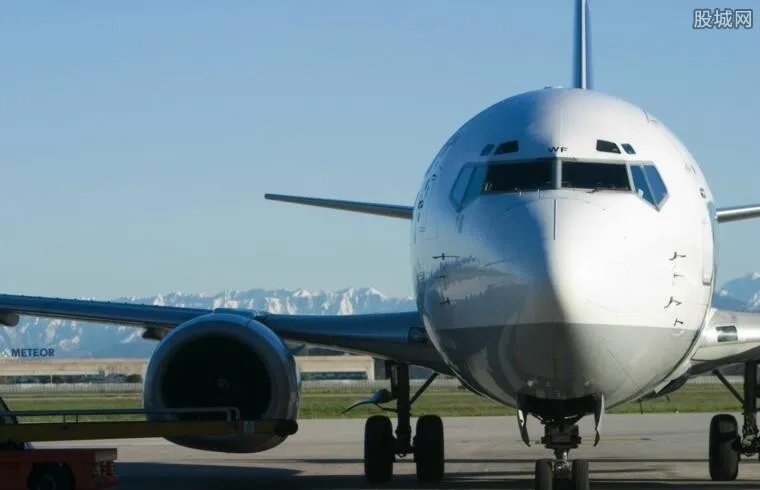 台州商人270万包机回国治疗新冠 目前病情已好转