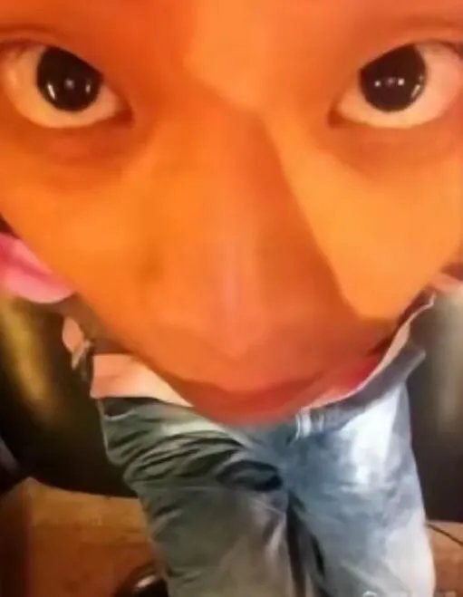 今天没吃药感觉自己萌萌哒什么意思?出处