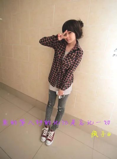 有没有好看，带字，女生用的qq皮肤。