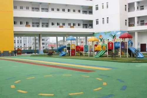 教育局回应一幼儿园让孩子学敬酒