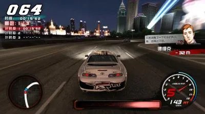 首款全国联网对战街机游戏 [疯狂飚车]