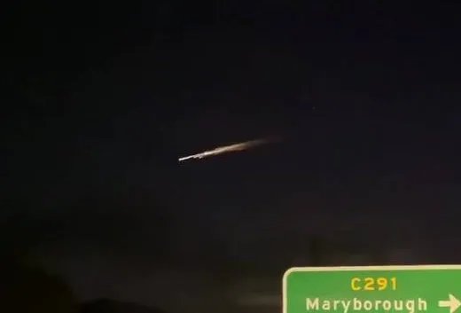 澳大利亚夜空出现的不明火球是什么？