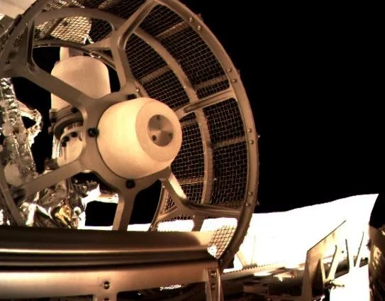 嫦娥四号翩然落月 嫦娥四号月球车名字揭秘