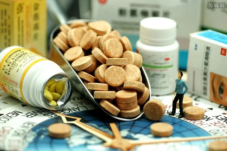 全球新冠肺炎确诊病例超2179万例 医药股有哪些