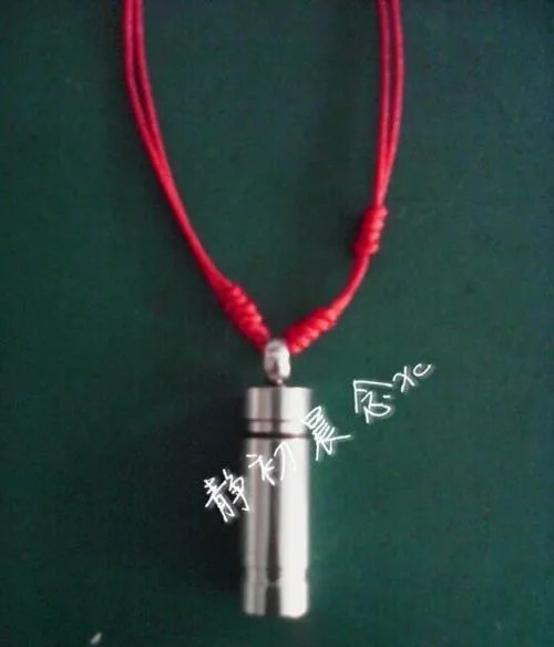 手工编织:红绳项链的简单编法