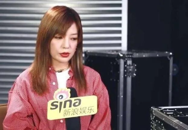 赵薇谈演员门槛变低：无所谓，喜欢还是会留下来