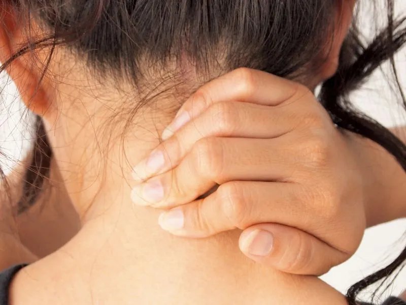 颈部肌肉拉伤怎么办