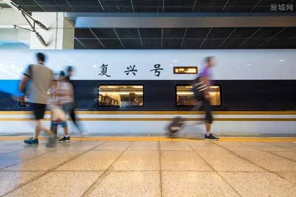 复兴号高铁提速 中国商业运营速度震惊全球