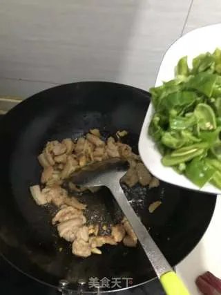 青椒炒肉