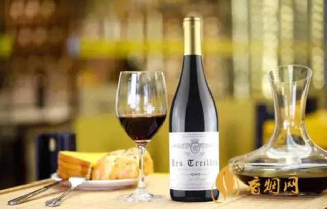 82年的拉菲红酒多少钱 拉菲红酒价格表1982年