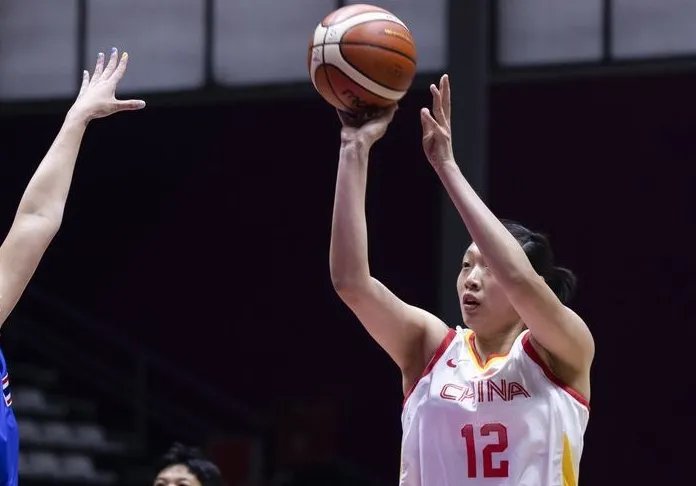 中国女篮大胜泰国具体赛况怎么样
