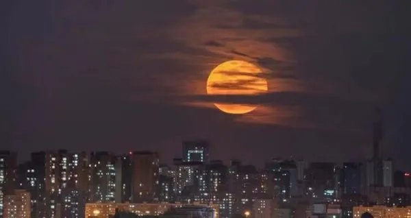 年度最大“超级月亮”来了,80秒看全国共赏!这个月亮为何这么大?