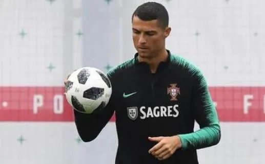 贝克汉姆评价梅西和c罗（图文）