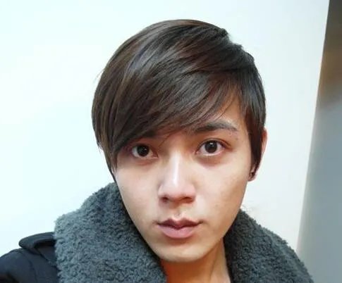 非诚勿扰最帅男嘉宾廖敏杰登场 精致五官嗨爆全场