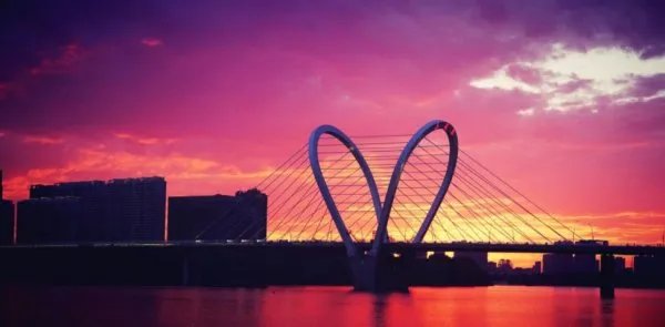 济南出现火烧云，还有哪些地区今年也出现过此现象呢？