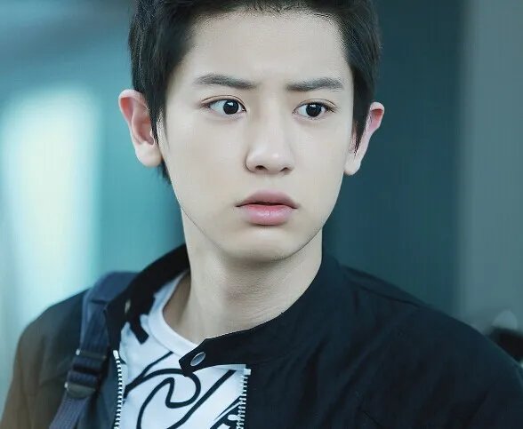 朴灿烈城市猎人剧照遭质疑整容 与吴世勋搭档网友直呼期待