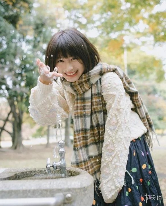 阳光正妹“小结衣”清纯美照 网友：又多了一个老婆!