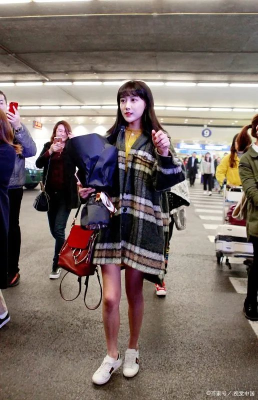 李艺彤说小红书真害人,是发生了什么事?