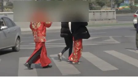 新人斑马线拍照行为是否可取？