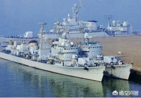 4艘051型驱逐舰同时退役，作为第一代国产驱逐舰，它们都有哪些光荣历史？