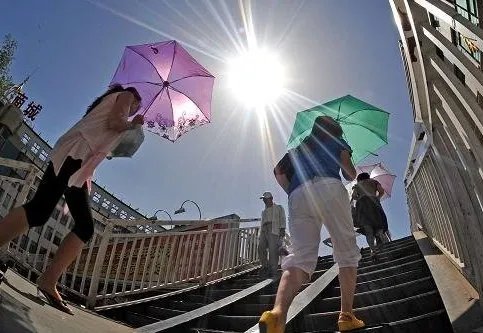 北京地区最高气温破记录是怎么回事？