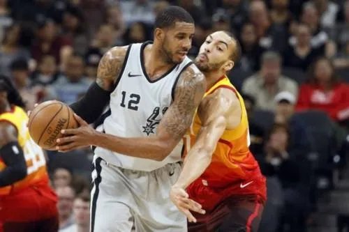 美国NBA马刺加时险胜爵士保住第六了吗？