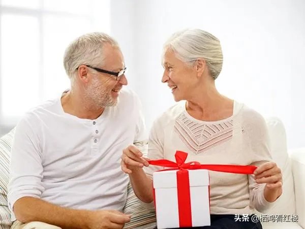 如何委婉地劝说我爸不要再睡在我妈的房间了？