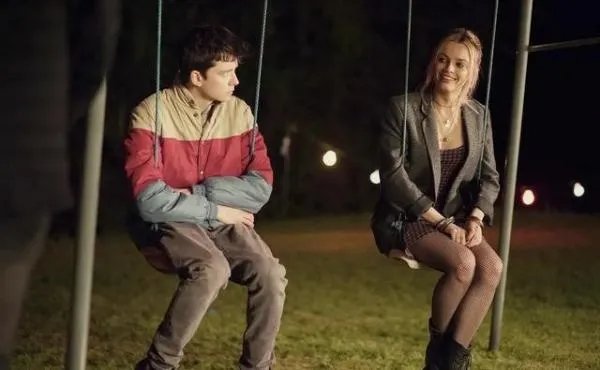 《性教育》第三季杀青，这部剧主要内容是讲的什么？