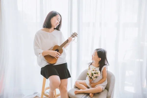 单亲家庭孩子如何教育