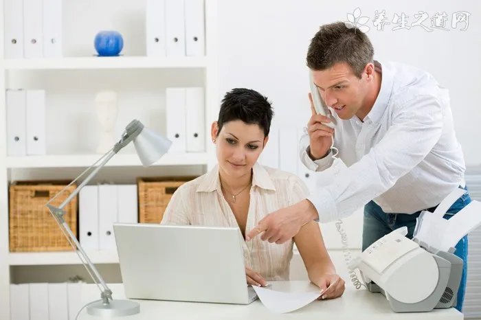 网传杨幂2018承认离婚,一张聊天截图曝出(谣言罢了)