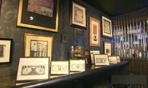 女子买下旧银行大楼 现惊人一幕:变化惊人(图)