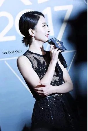 赵丽颖冻到流眼泪是什么情况？